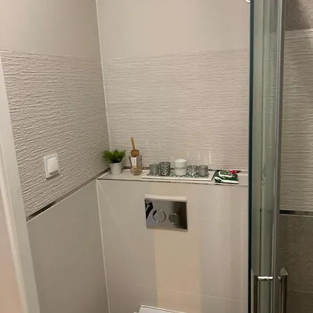 Srodmiescie Lowecka21 * Wrocław